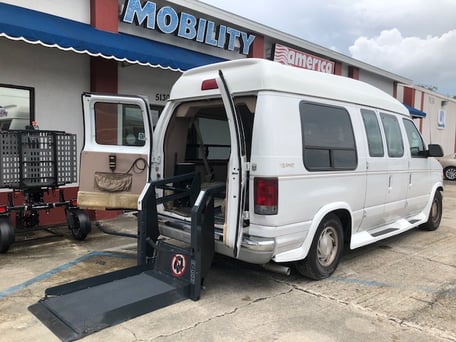 2002 Ford Wheelchair Van
