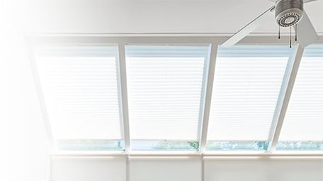 raamdecoratie, plisségordijnen, plissé, verano, raambekleding, binnenzonwering, zonwering binnen, solis zonwering