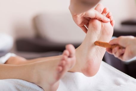 Narbenentstörung mit Fussreflexzonenmassage, Gesundheitsoase, im Zentrum von Aarau