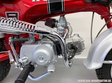 Honda Dax ST70