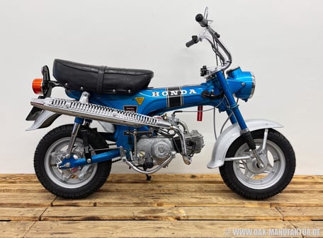 Honda Dax ST50