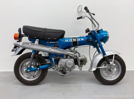 Honda Dax ST50