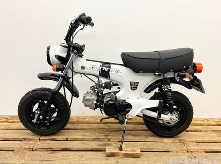 Honda Dax AB23