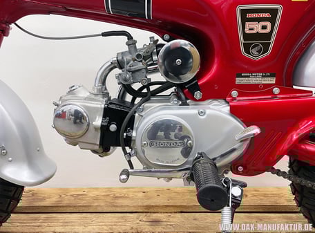 Honda Dax ST50