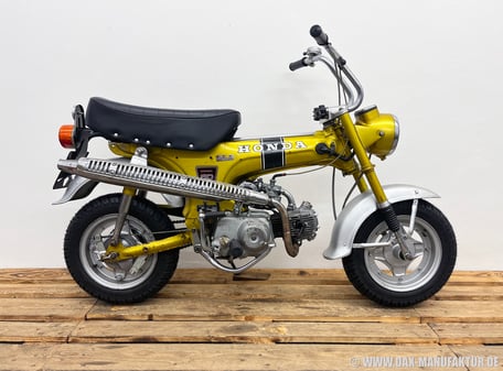 Honda Dax ST50