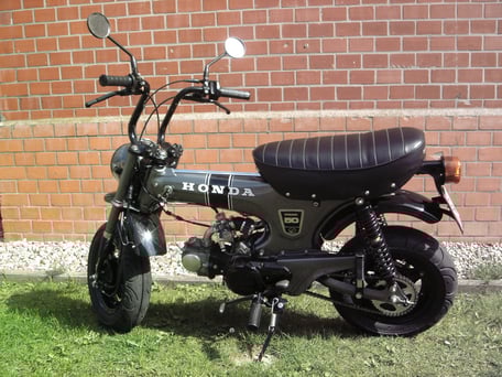 Honda Dax ST 50