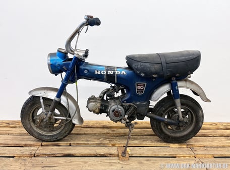 Honda Dax ST50