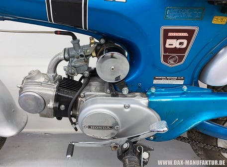 Honda Dax ST50