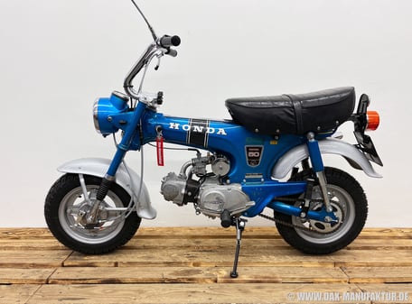 Honda Dax ST50