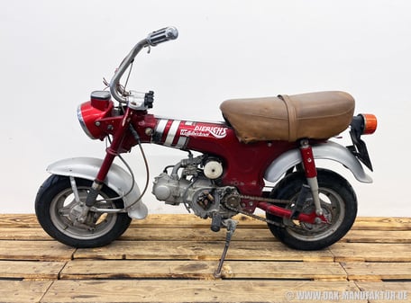 Honda Dax ST50