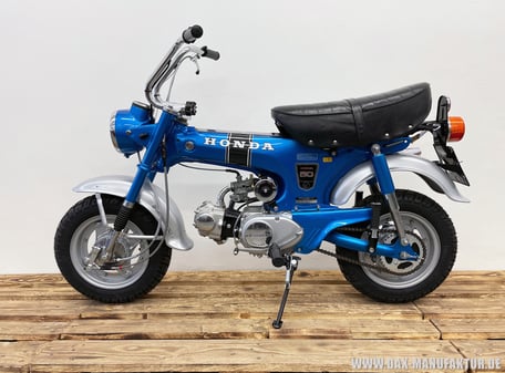 Honda Dax ST50