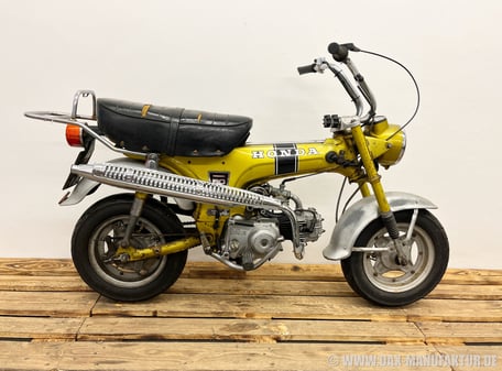 Honda Dax ST50