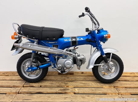 Honda Dax ST50