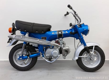 Honda Dax ST50