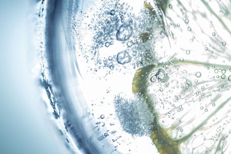 RINGANA Frischeprodukte – natürliche, vegane und nachhaltige Kosmetik & Supplements für Gesundheit und Wohlbefinden. Simone Scheuner, RINGANA Partnerin, Praxis in Biberstein (b. Aarau)