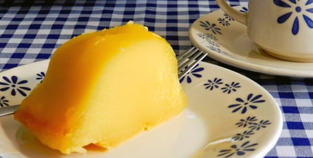 bolo souza leão, dessert, brasilien, kuchen, maniok kuchen, dessert rezept, rita de cássia souza leão, regionale spezialität, recife, brasilien, reisen brasilien