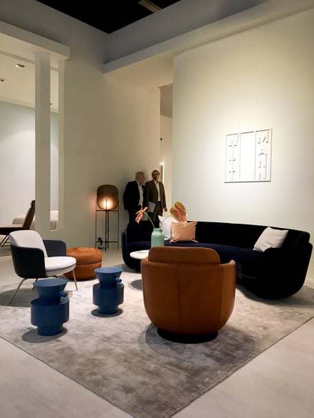 dieartigeBLOG - IMM 2019 - Sitzen in runden Formen