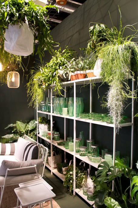 dieartigeBLOG - IMM Cologne 2017 | Serax auf der IMM Cologne 2017 | Grünes Glas + Zimmerpflanzen