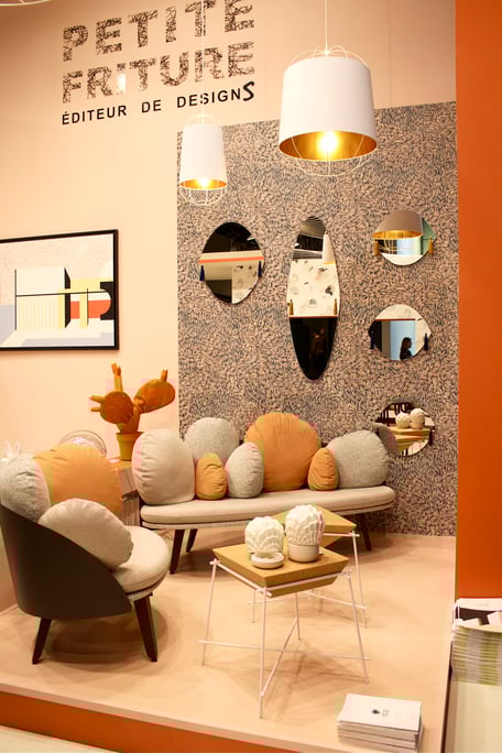 IMM Cologne 2017 - Petite Friture | Sitzgruppe "NUBILO", Tapete, Spiegel