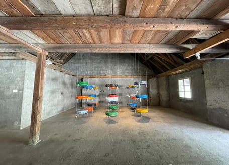 Installation «Ausgepresst» (H 33 x Ø60).