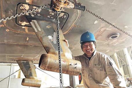 プロペラ軸と田畑さん