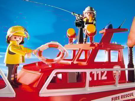 Besonderheiten im Playmobil Paket 3128 ist eine funktionierende Wasserspritze für viel Wasserspass.