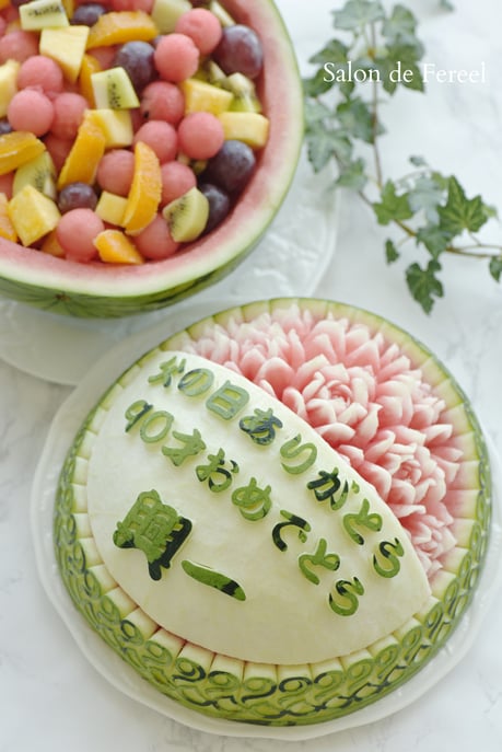 カービング　スイカ　彫刻　誕生日　結婚式　メロン　フルーツカービング　教室　大阪　薔薇　ソープカービング　　プレゼント　オーダー　フラワーケーキ　時計　ウェルカムボード　フルーツバスケット