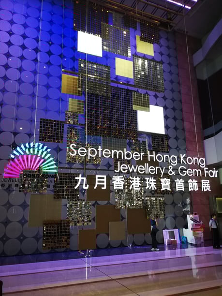 パールネックレスの糸替え、修理