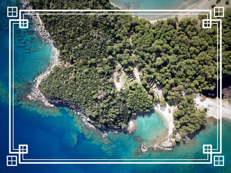 Phaselis (griechisch Φασηλίς) ist eine antike Stadt in Lykien (Kleinasien, heute Türkei)