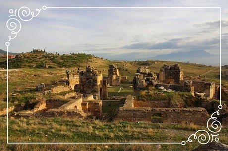 Gedänkstätte o.a. Grab des Apostels Philippus