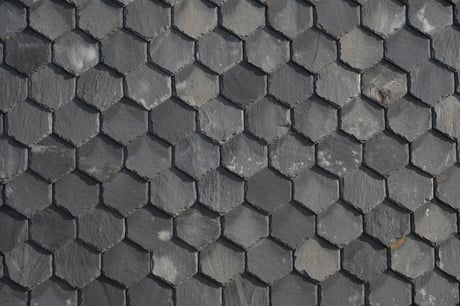 雄勝硯伝統産業会館　壁面に使われているスレート材