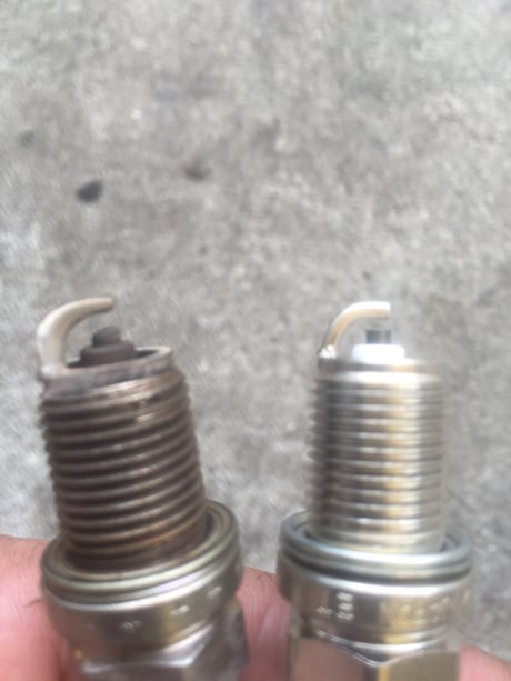 スパークプラグ　拡大図