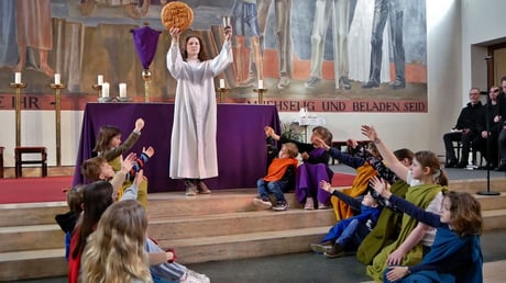 Foto von der Kinderpassion am Palmsonntag 2023.