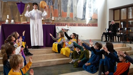 Foto von der Kinderpassion am Palmsonntag 2024.
