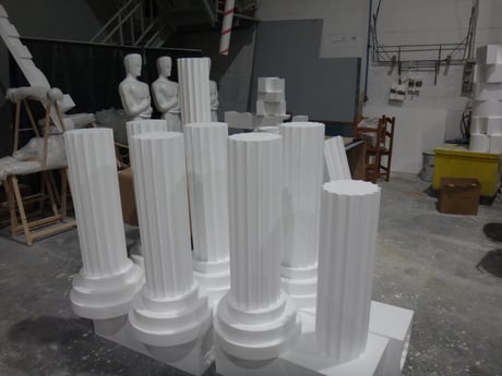 Medias columnas estriadas, sencillas