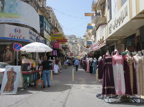 皆川撮影。ナーブルスの街中