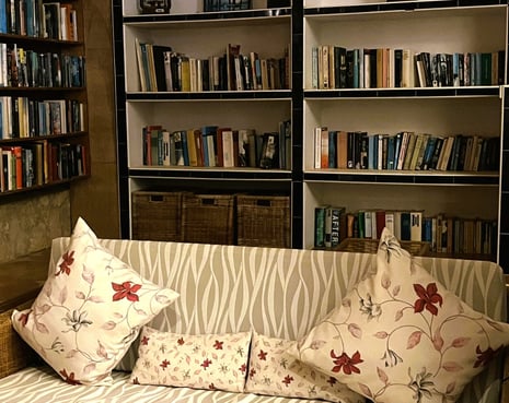 Ganzheitliche Beratungen, Körper, Geist, Seele, Beziehungen, Berufliche Fragen, Ernährungstipps, Problemlösungen, Meditationen, Workshops, Reflexionen, das Leben wieder genießen können, den Alltag gut bewältigen, sich neu orientieren, Blockaden lösen, 