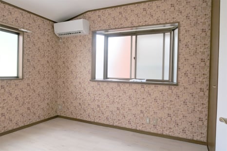 2階洋室（東側）