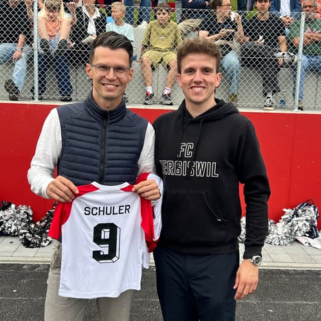 David Schuler (links, neuer Vizepräsident) mit János Bucher (rechts, Präsident)