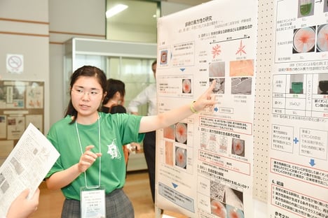 伊藤柚里さん(2年)