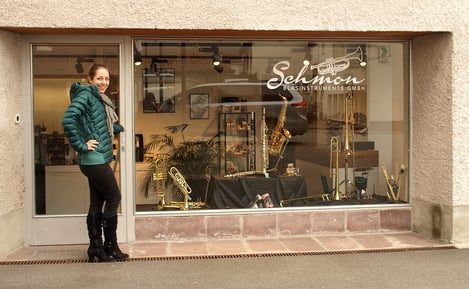 Musikhaus Schmon Blasinstrument Flums Geschäft und Werkstatt in Flums