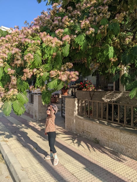 Wie groß sie schon ist, fällt einem oft erst auf den Bildern auf