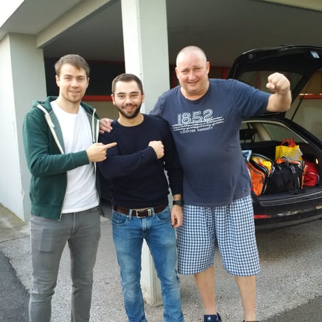 Wochenende doch noch positv abgeschlossen! Martin Kinslechner, Michael Kufmüller und Tomas Janci freuen sich über den 6:2-Erfolg in Oberpullendorf.