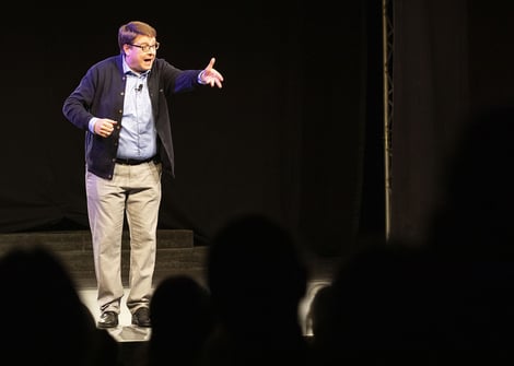 Kai Magnus Sting sorgte für ein Feuerwerk sprachlicher Absurditäten und Ruhrgebietsweisheiten I Foto: Bartosz Galus