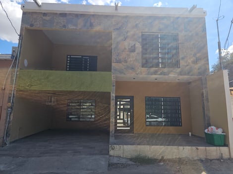 Clic en Fotografía "$2,550,000.00"