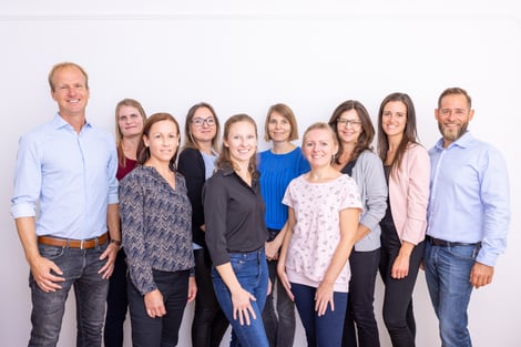 Das Team der LM Lehrlingstraining gemeinsam mit Matthias Lanzinger