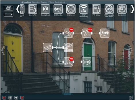 実際の製品は日本語化されています。