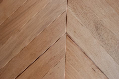 オーク フレンチヘリンボーン フローリング アンドウッド andwood 新潟 無垢フローリング 隙間