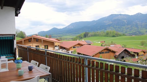 Ferienwohnung Keul am Samerberg, Balkonblick