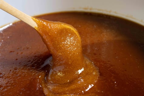 HMF d'une cuillère de Miel de Manuka comparée à un café expresso 